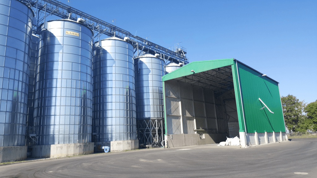 Silosy zbożowe w Kłodzinie